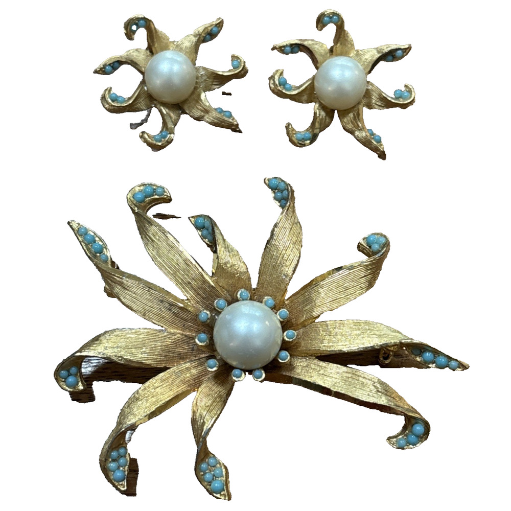 Vintage BSK Gold Brooch & Clip On Earrings Set Faux Pearl & Turquoise Beads